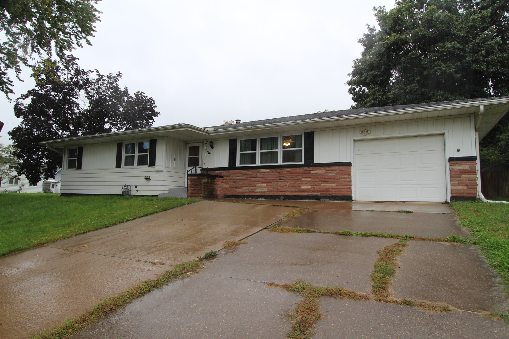 1704 N 4th Street