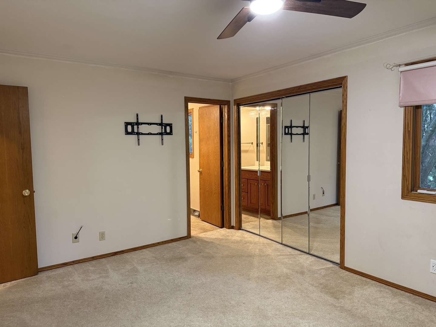 508 Winchester Drive Property Photo 13