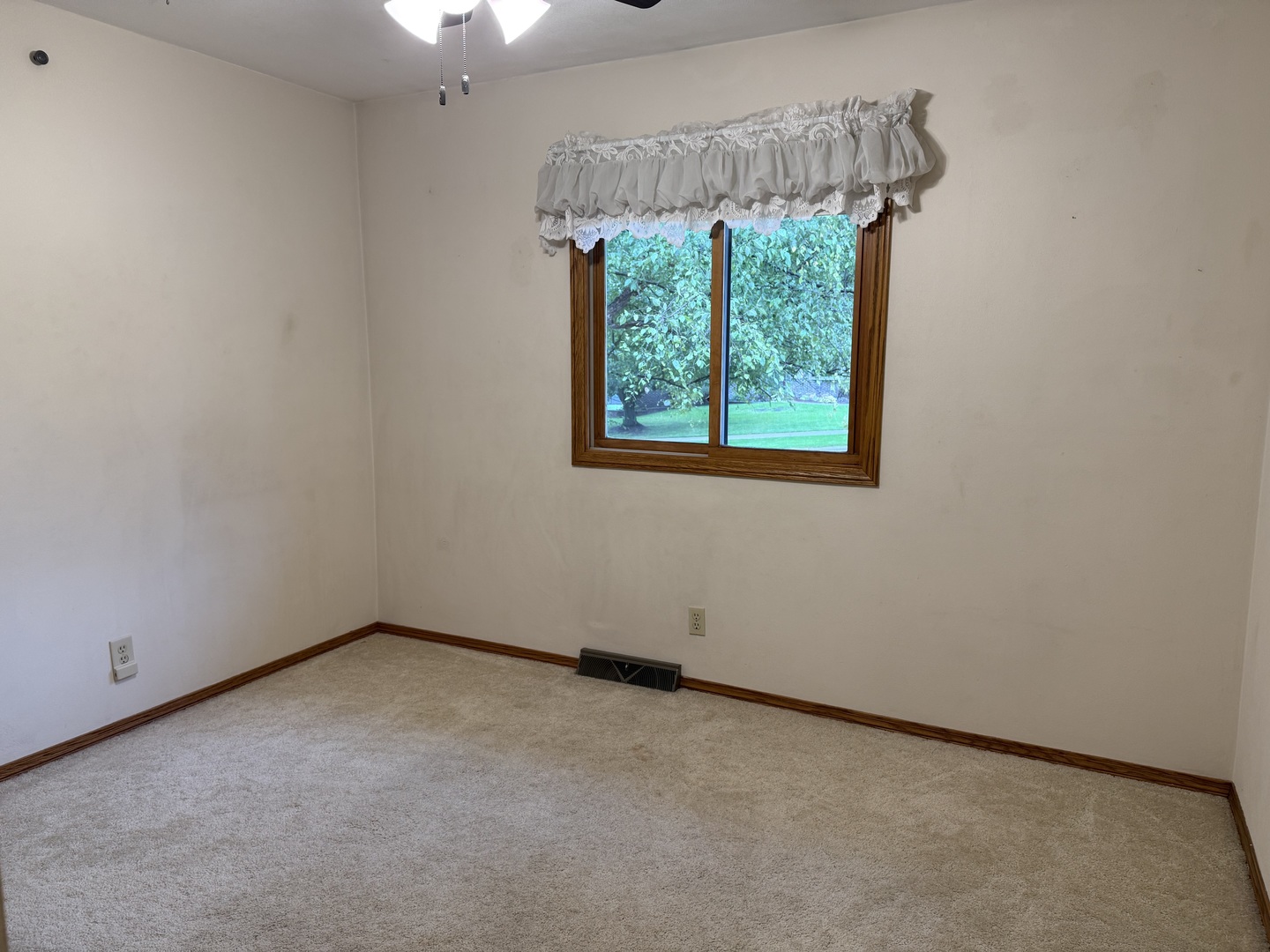 508 Winchester Drive Property Photo 16
