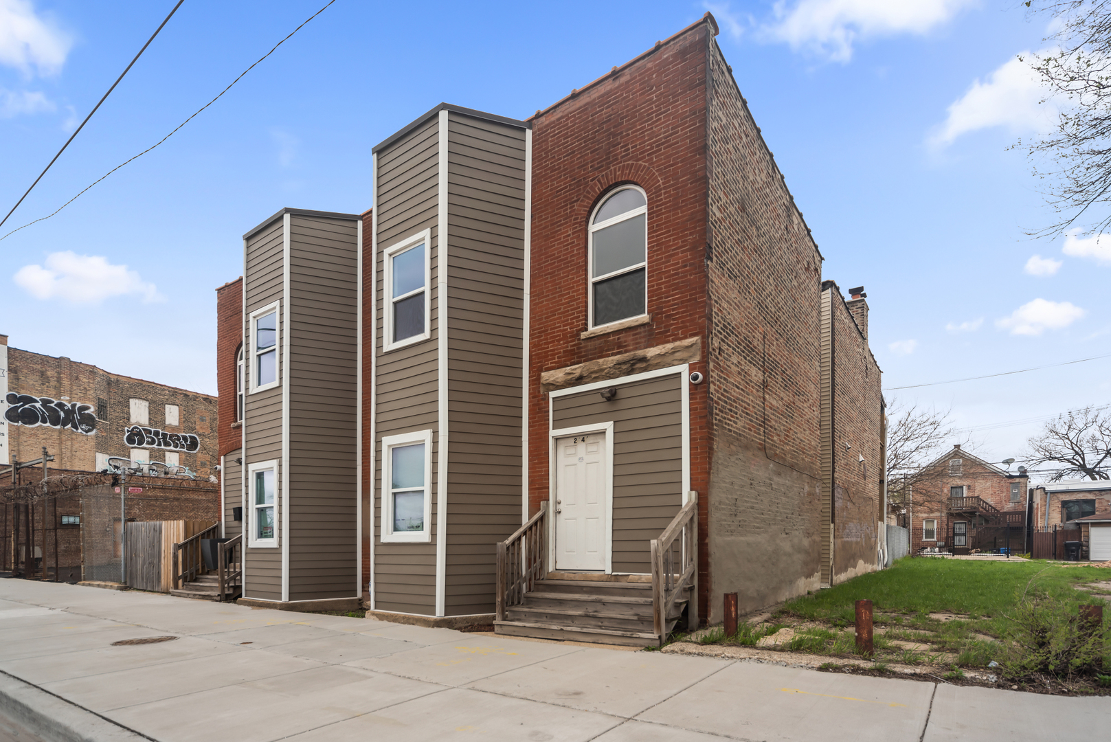2646-48 W Van Buren Street Property Photo 2