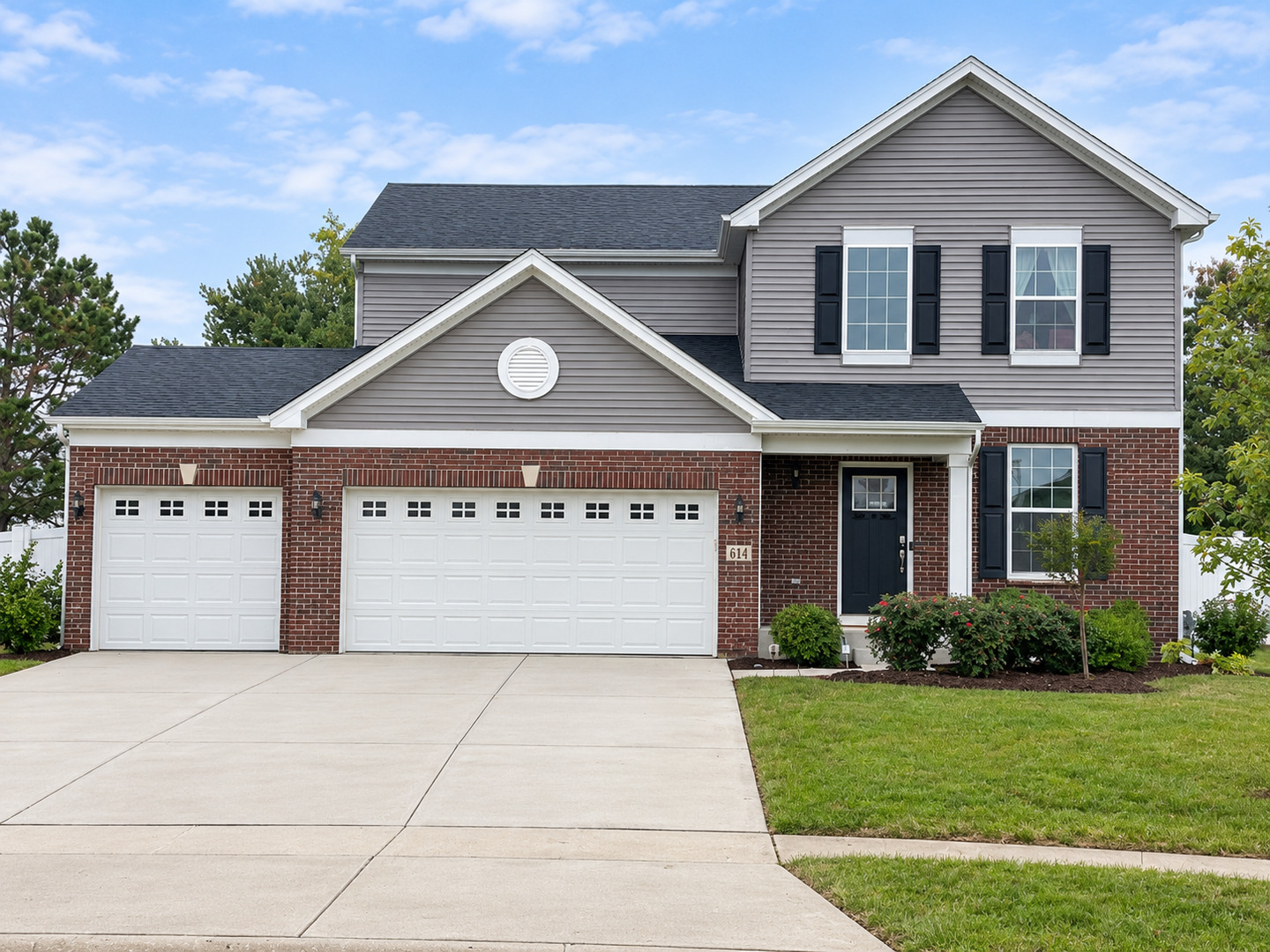 614 Flanagan Drive Property Photo 1