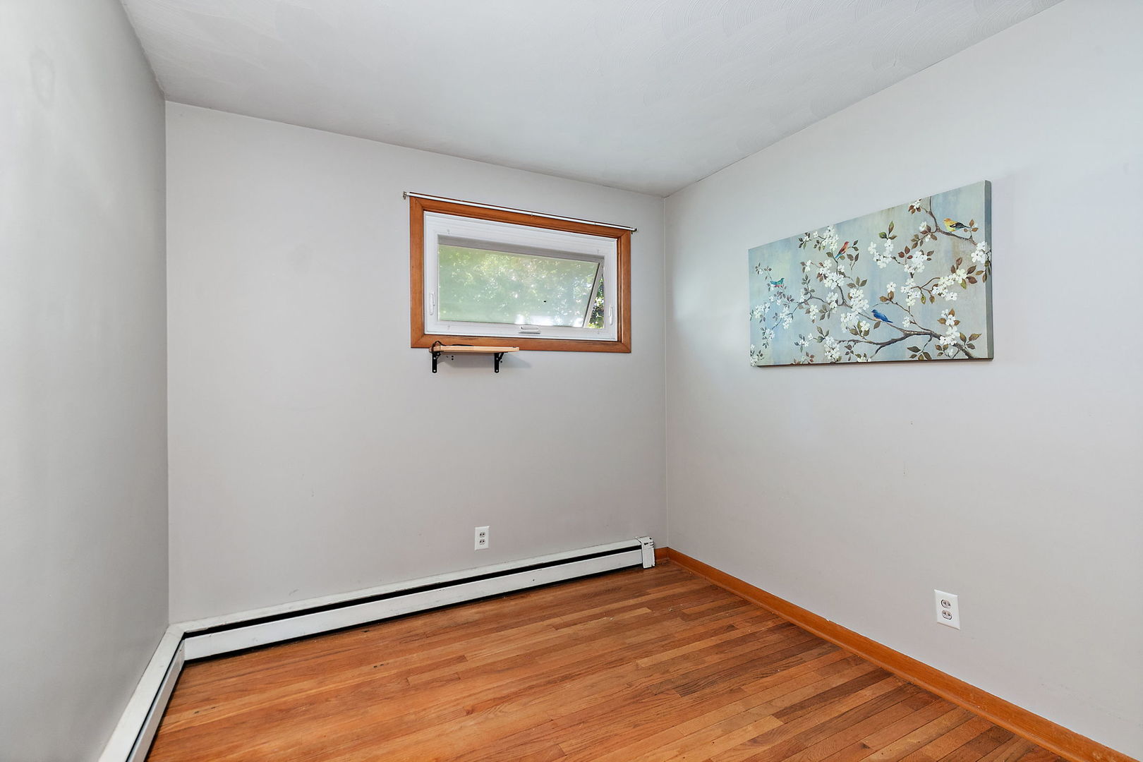 735 Ellwood Avenue Property Photo 15