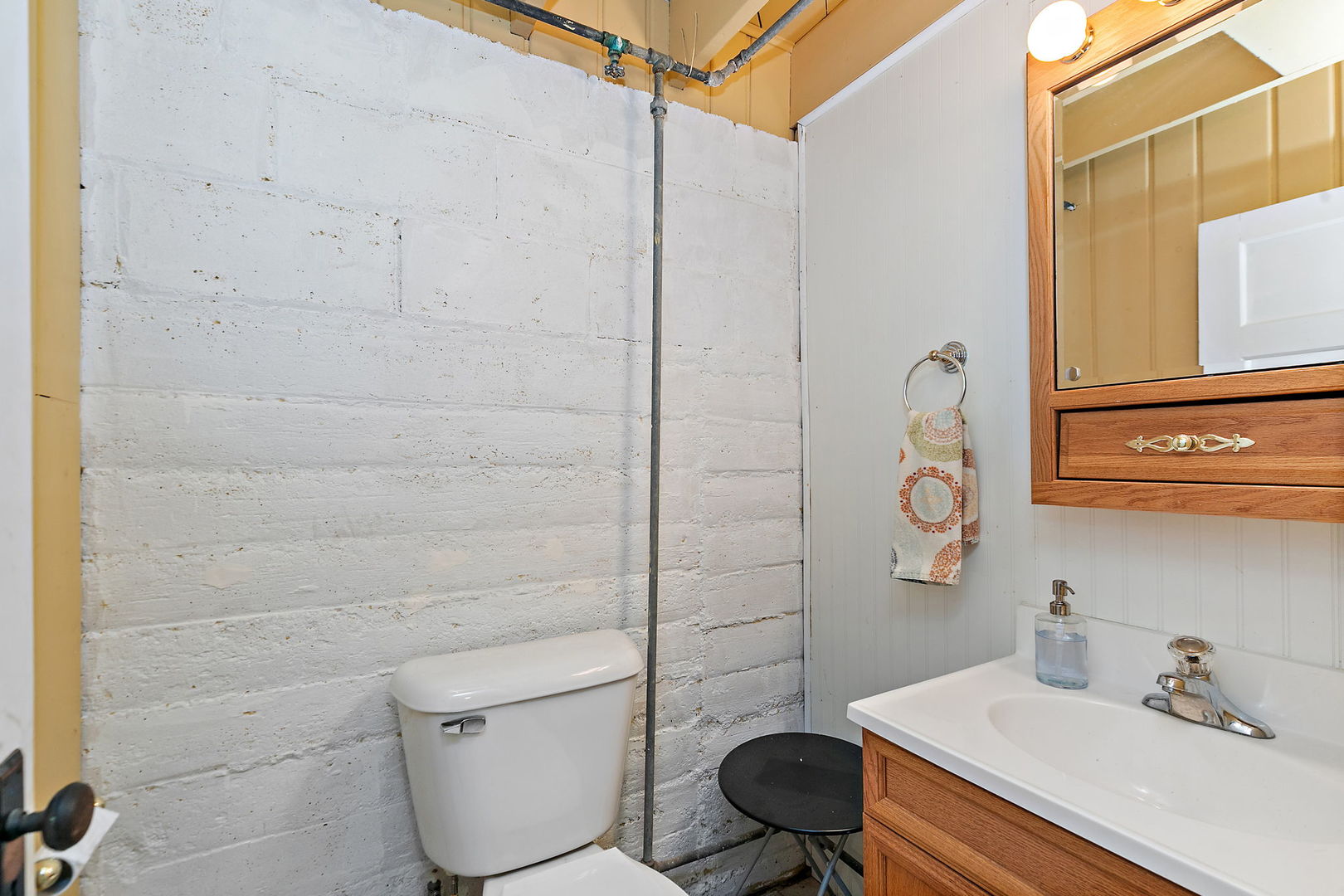 735 Ellwood Avenue Property Photo 22