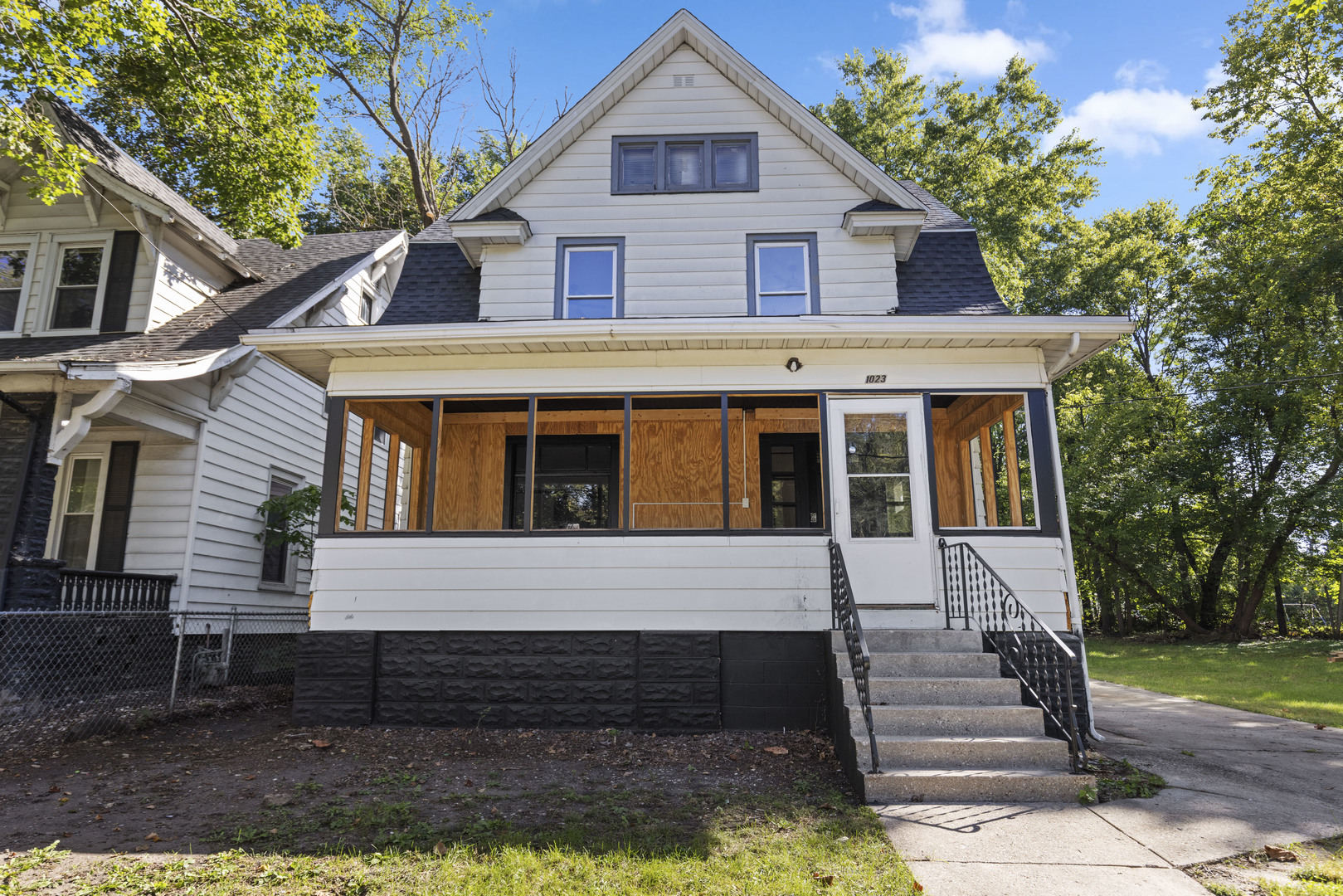 1023 N Winnebago Street Property Photo 1
