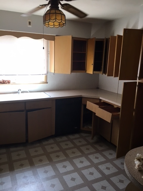 1016 S Independence Avenue Property Photo 12