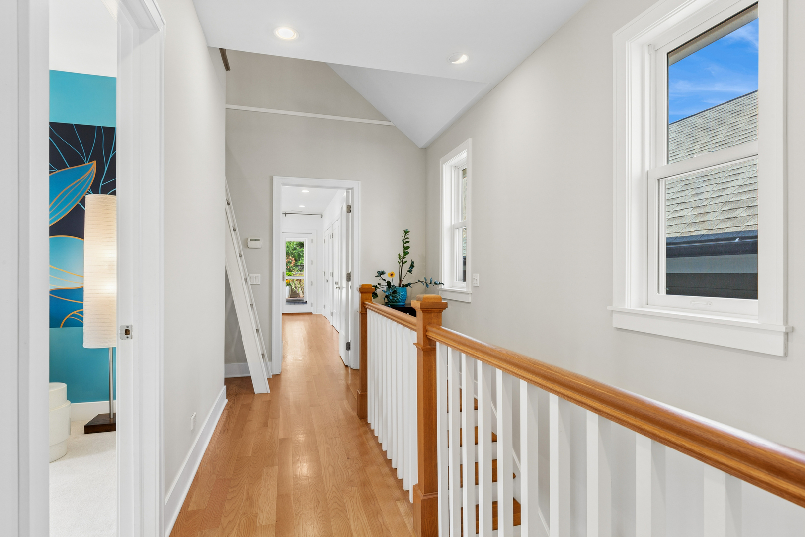 1728 N Hudson Avenue Property Photo 22