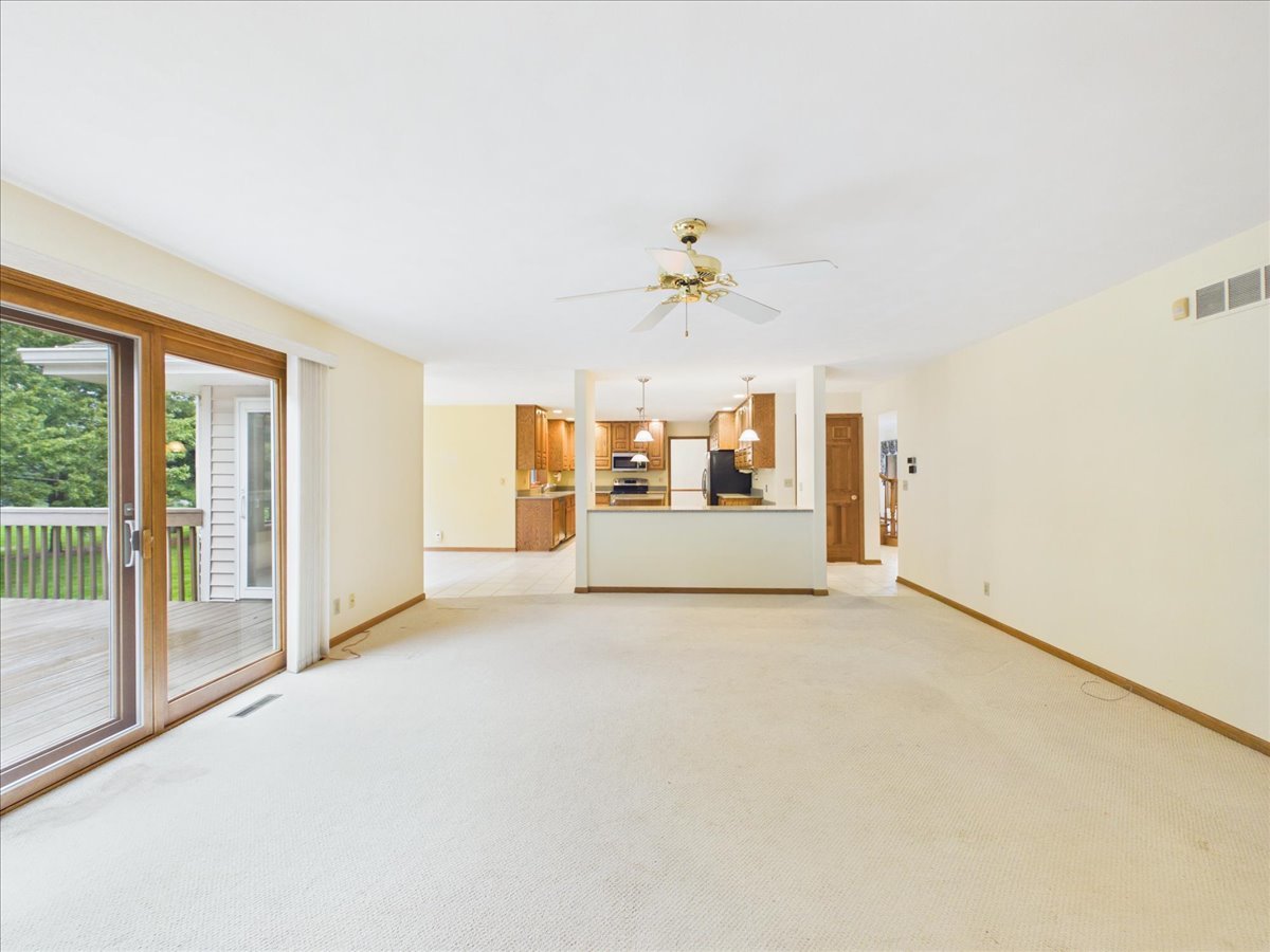 10373 Glen Abbey Close Property Photo 24