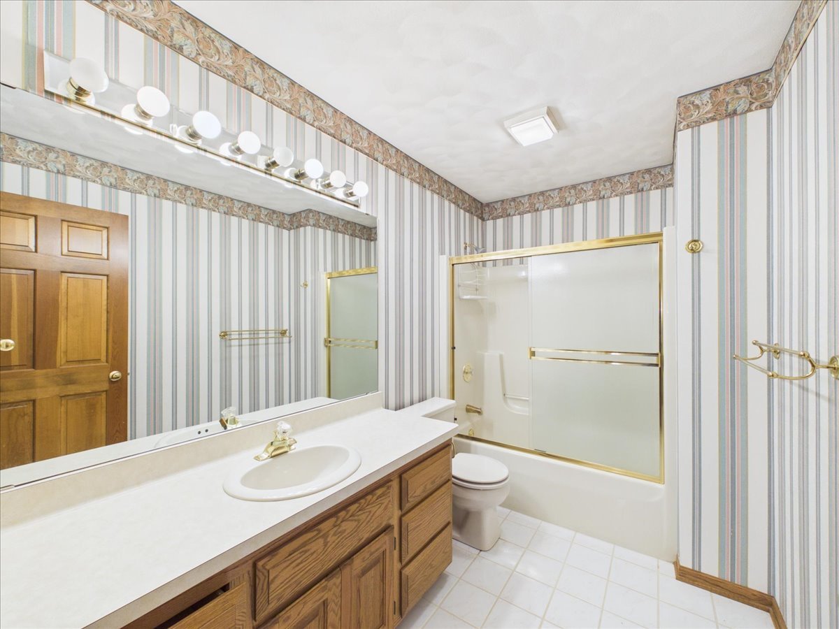 10373 Glen Abbey Close Property Photo 34