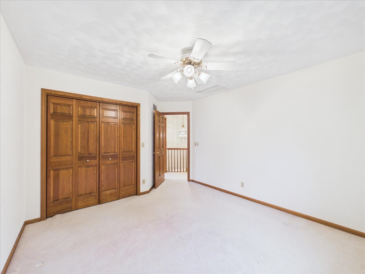 10373 Glen Abbey Close Property Photo 36