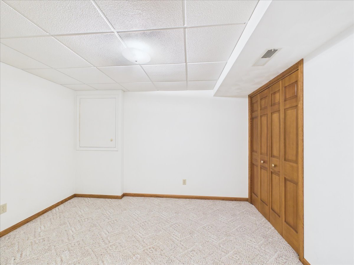 10373 Glen Abbey Close Property Photo 45