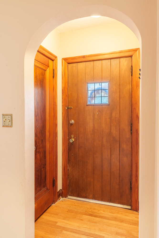 702 N 12th Street Property Photo 4