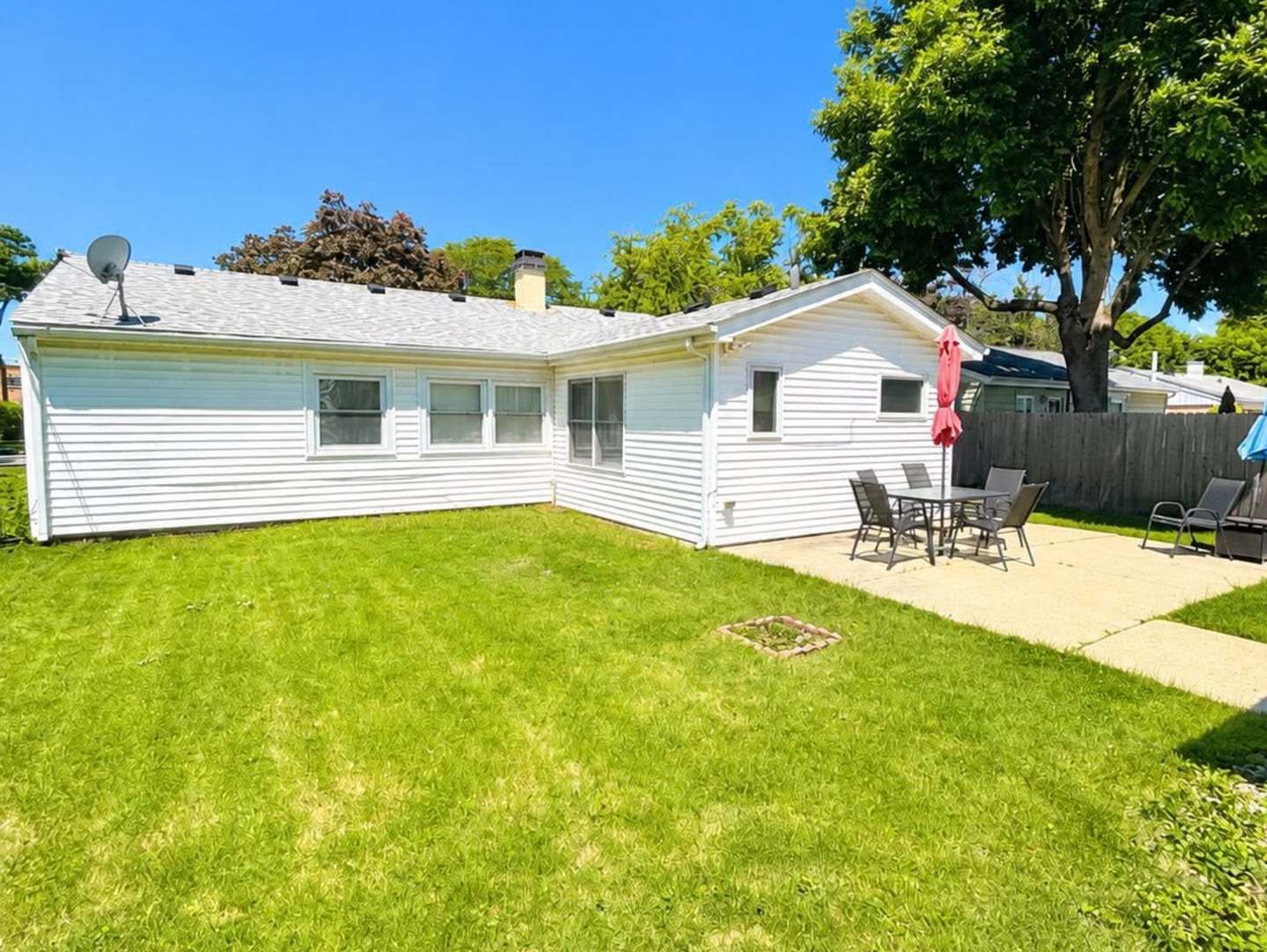 3715 Kemman Avenue Property Photo 2