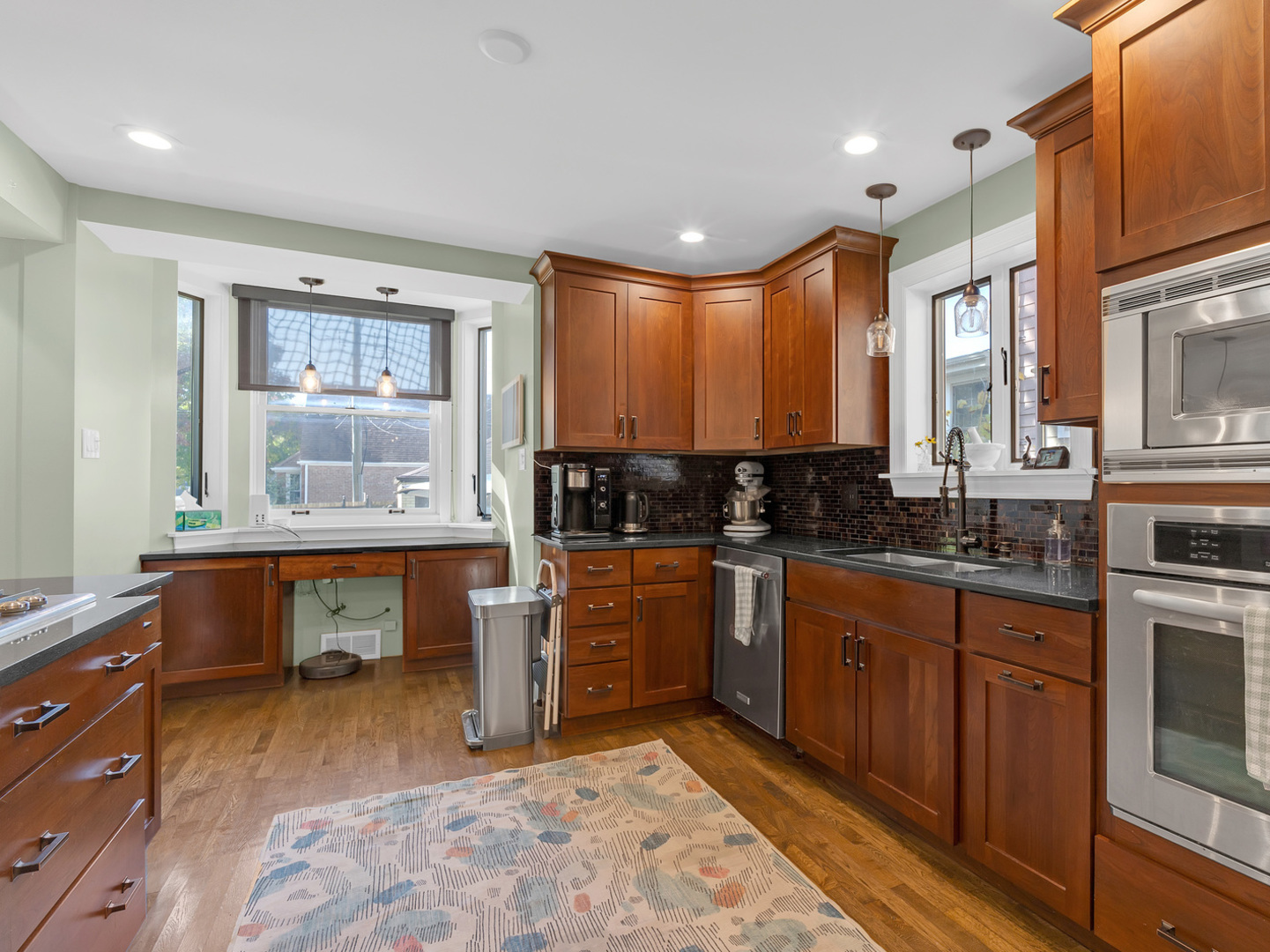 12775318 Property Photo 7