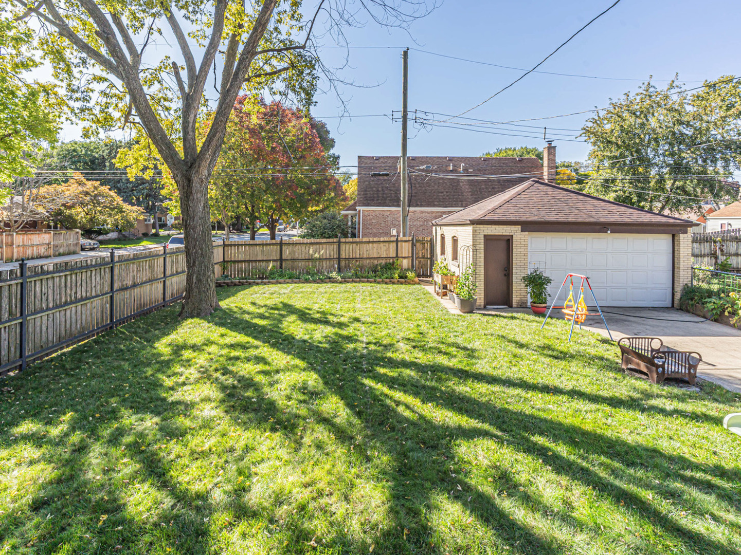 12775318 Property Photo 27