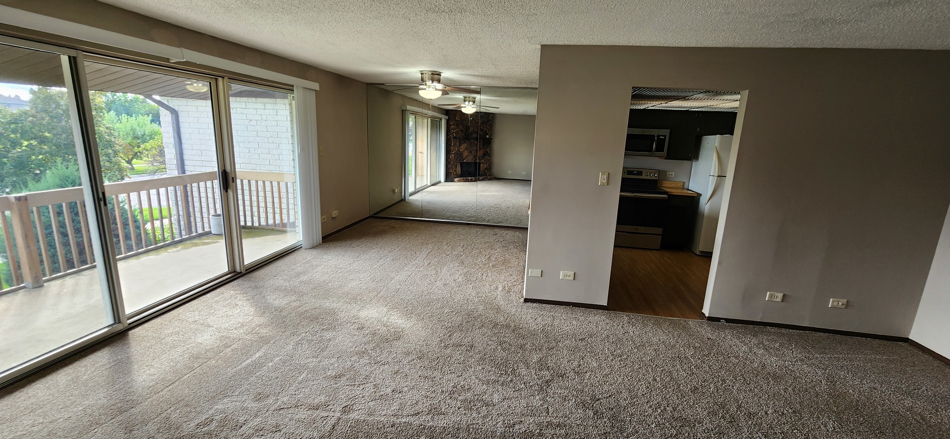 15804 86th Avenue 128 Property Photo 3