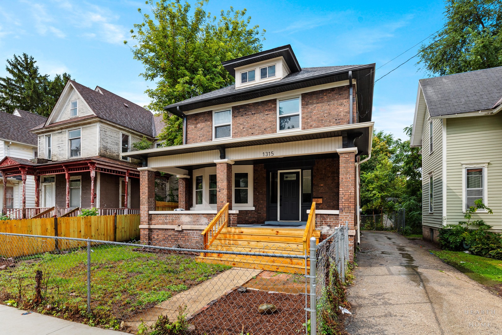 1315 4th Avenue Property Photo 1
