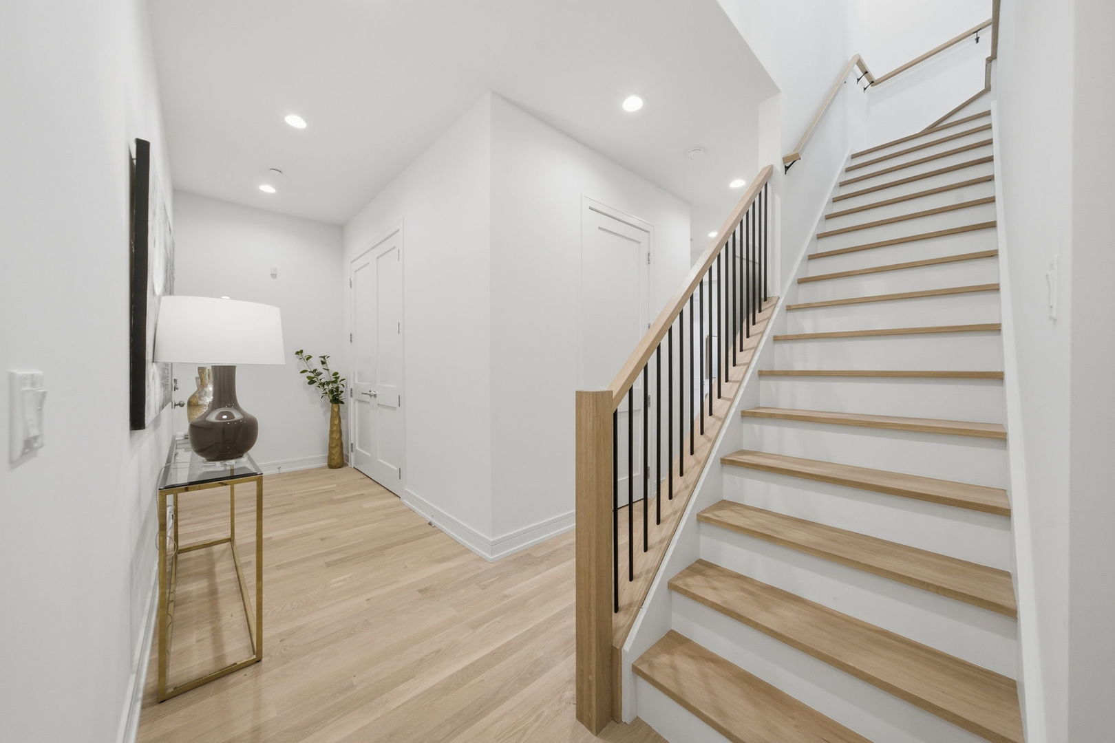 2481 N Milwaukee Avenue 401 Property Photo 17