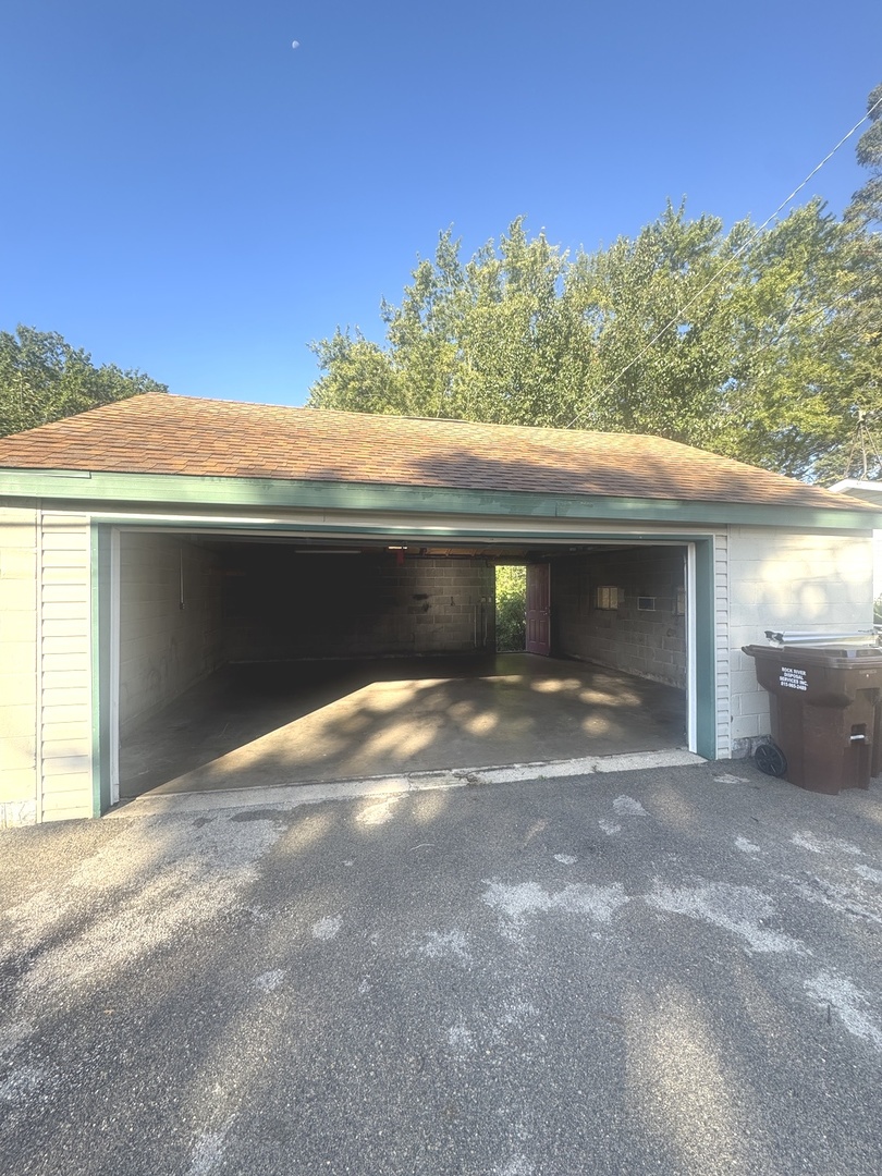 5137 Illinois Street Property Photo 15