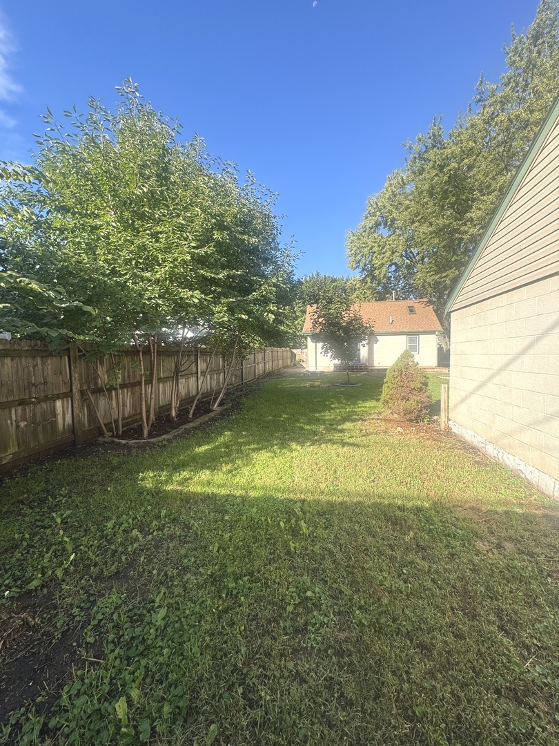 5137 Illinois Street Property Photo 18
