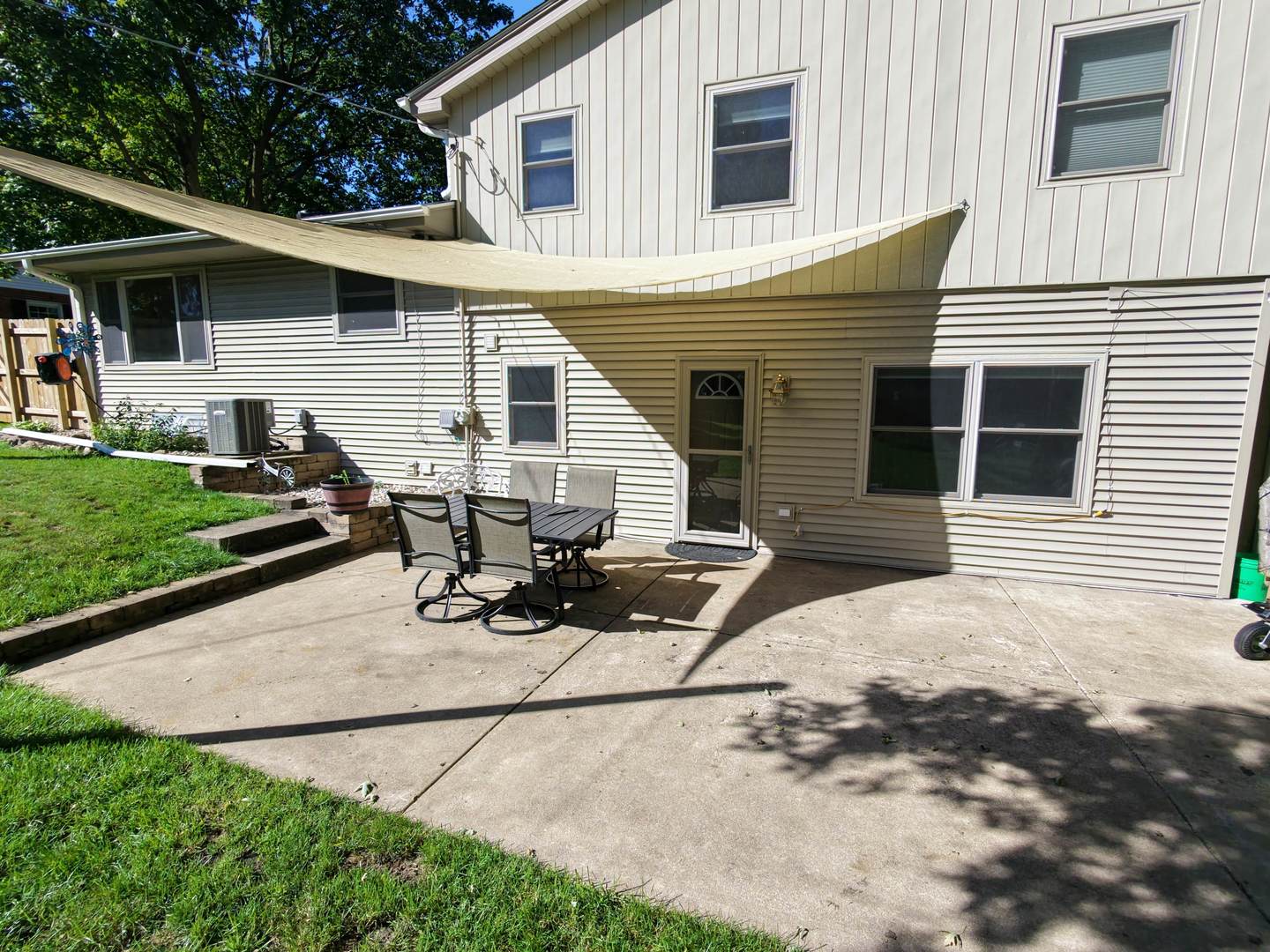 445 Stanford Drive Property Photo 12