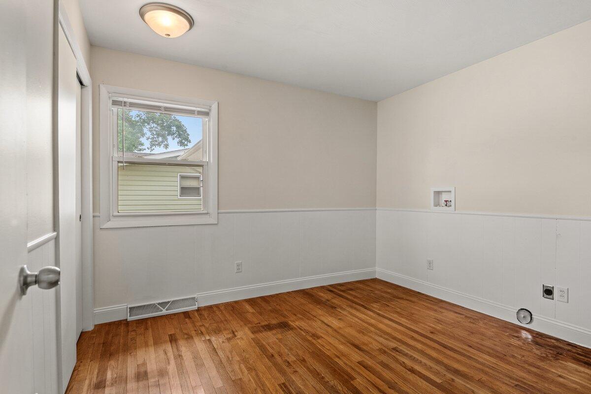2117 N Keokuk Road Property Photo 12