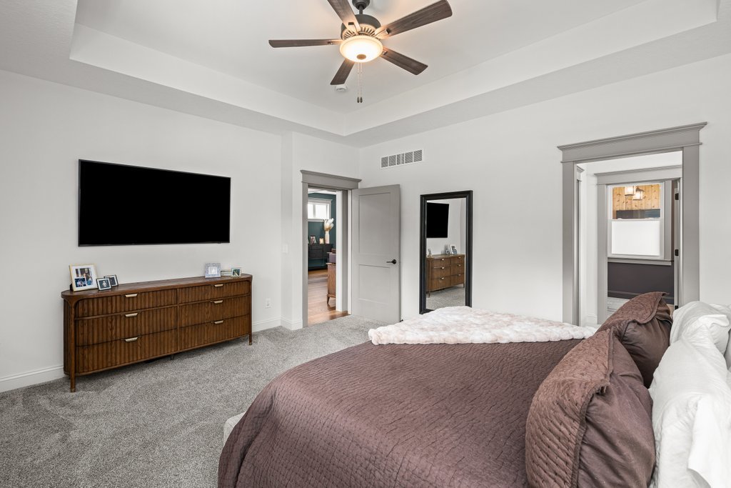 632 Holmes Street Property Photo 12