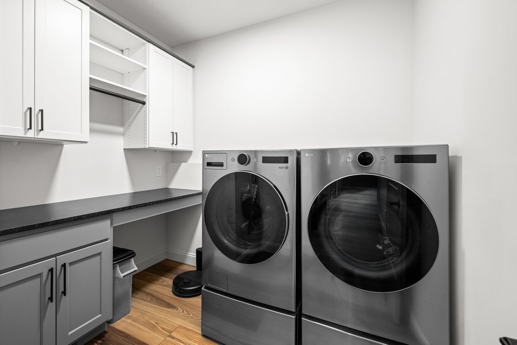 632 Holmes Street Property Photo 17