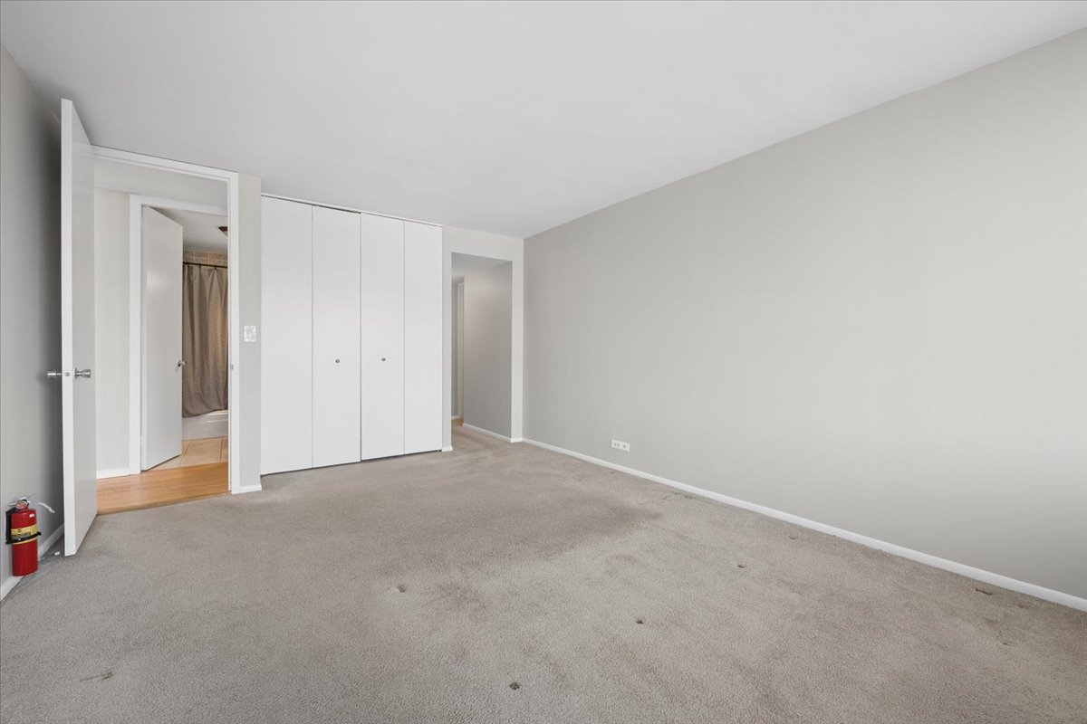 655 W Irving Park Road 502 Property Photo 12