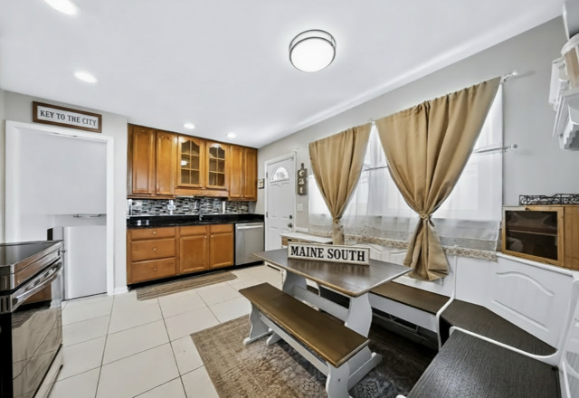 8157 N Root Court Property Photo 12