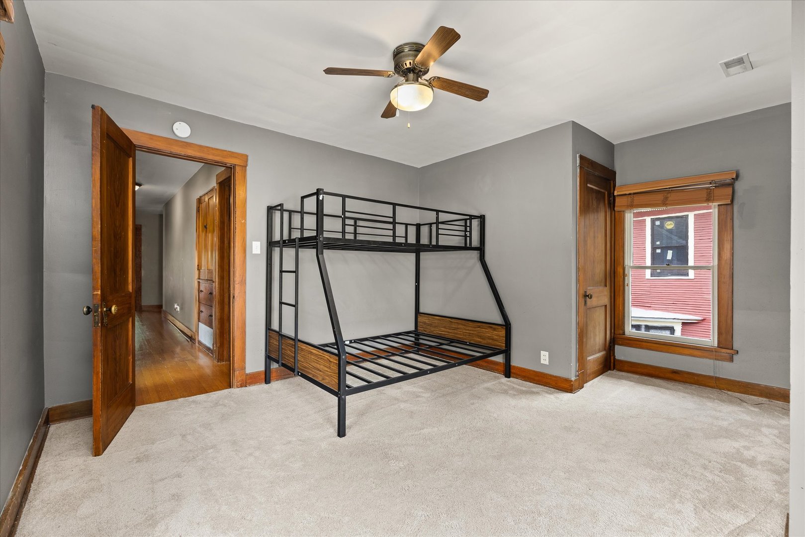 310 E Jefferson Street Property Photo 40