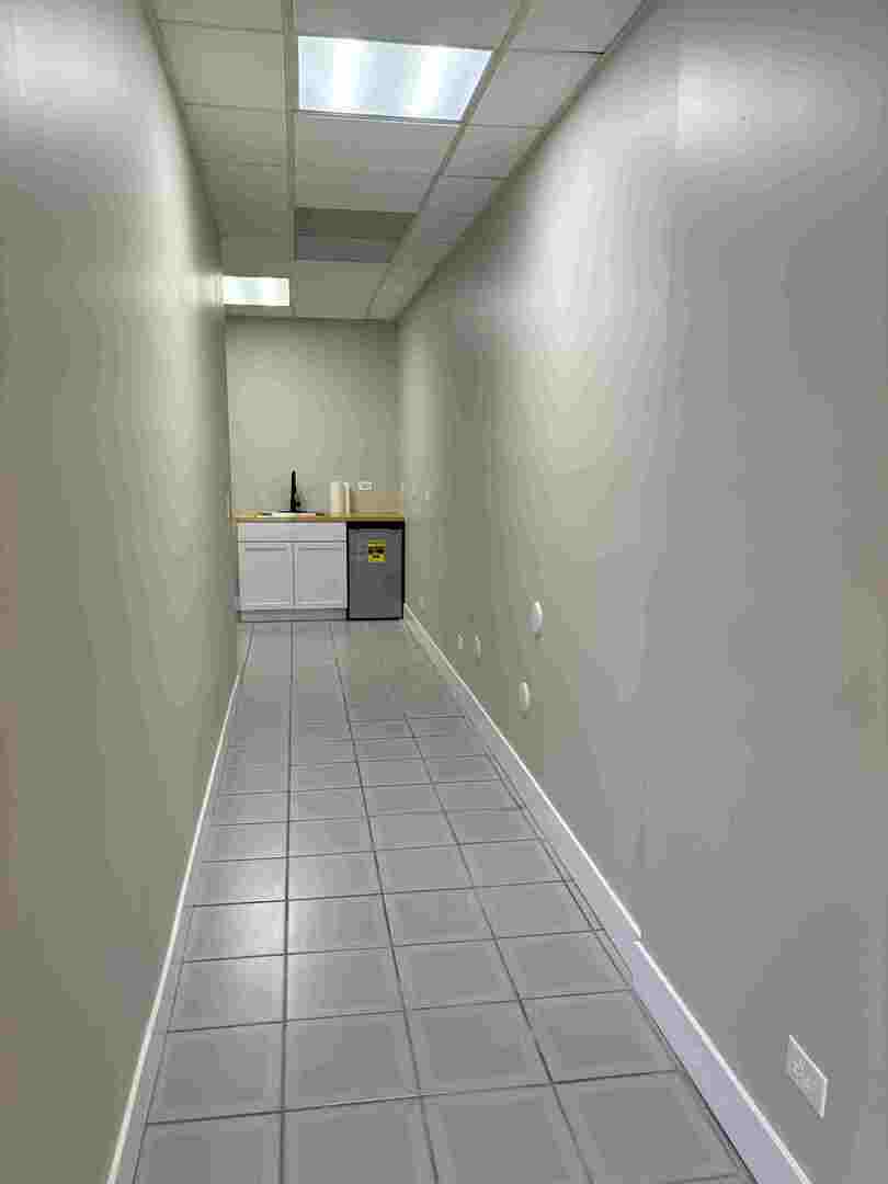 7060-62 W Higgins Avenue Property Photo 7