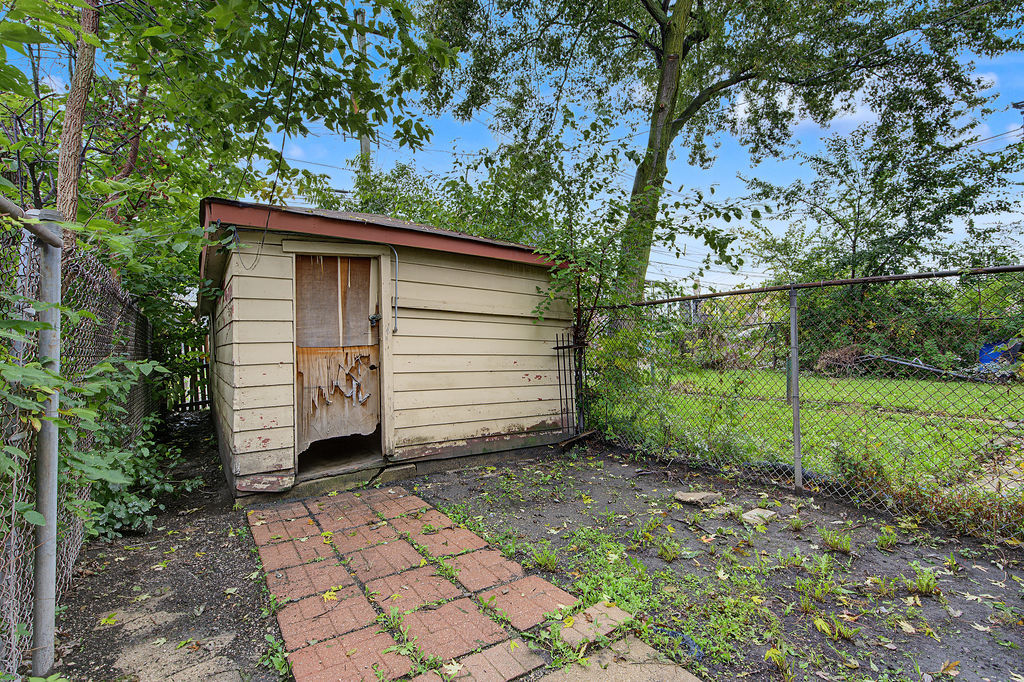 3621 W Lexington Street Property Photo 28