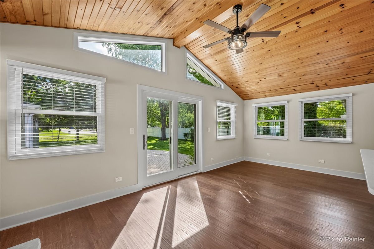 11611 Douglas Avenue Property Photo 22