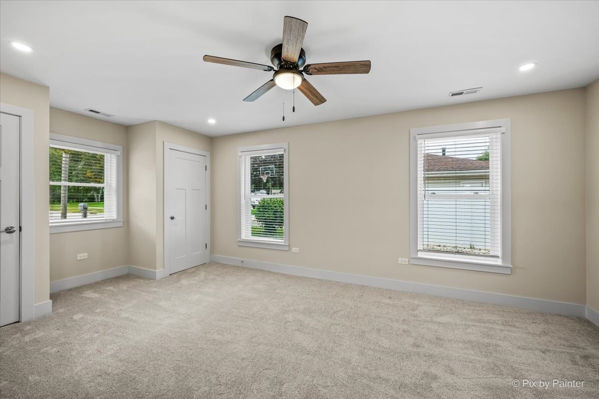 11611 Douglas Avenue Property Photo 26