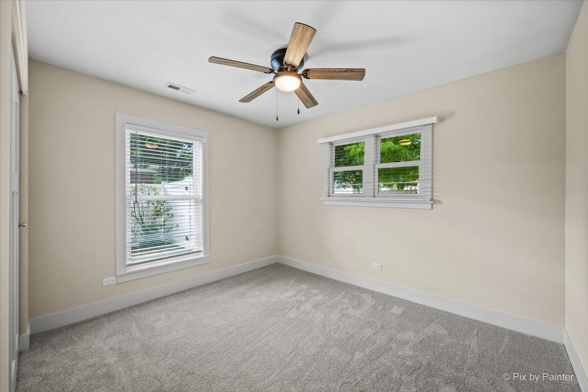 11611 Douglas Avenue Property Photo 31