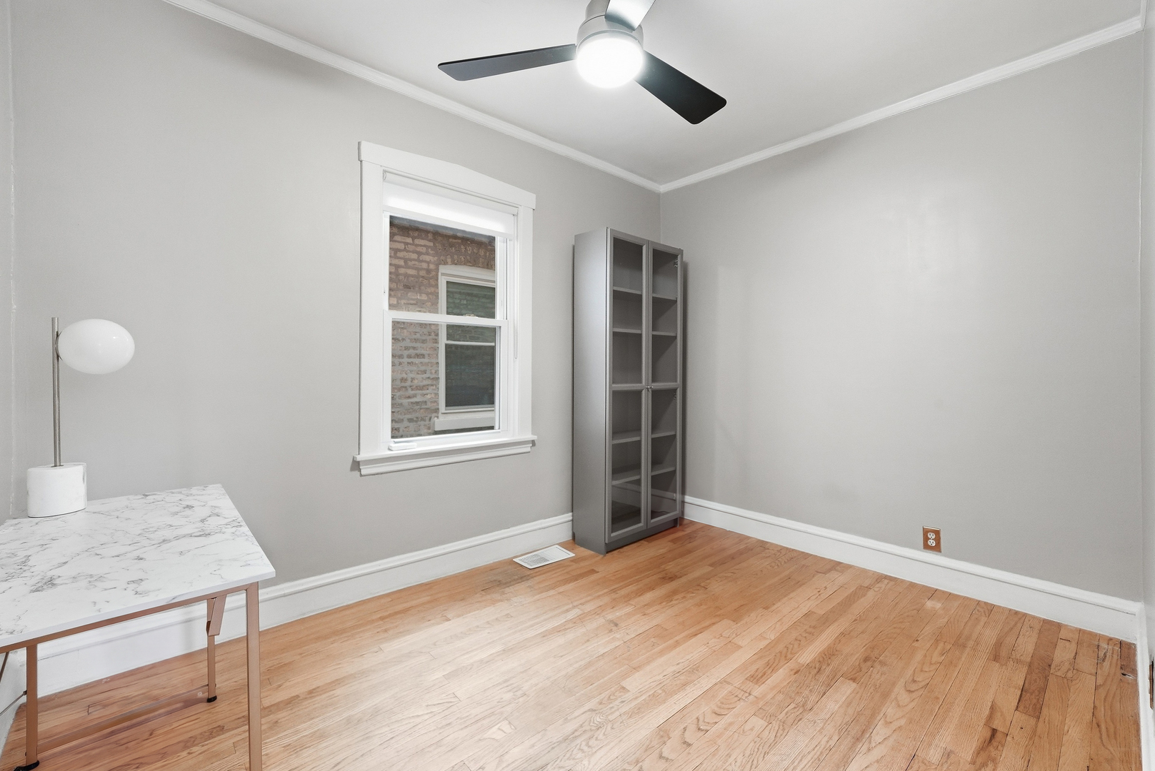 5455 N Lieb Avenue Property Photo 6