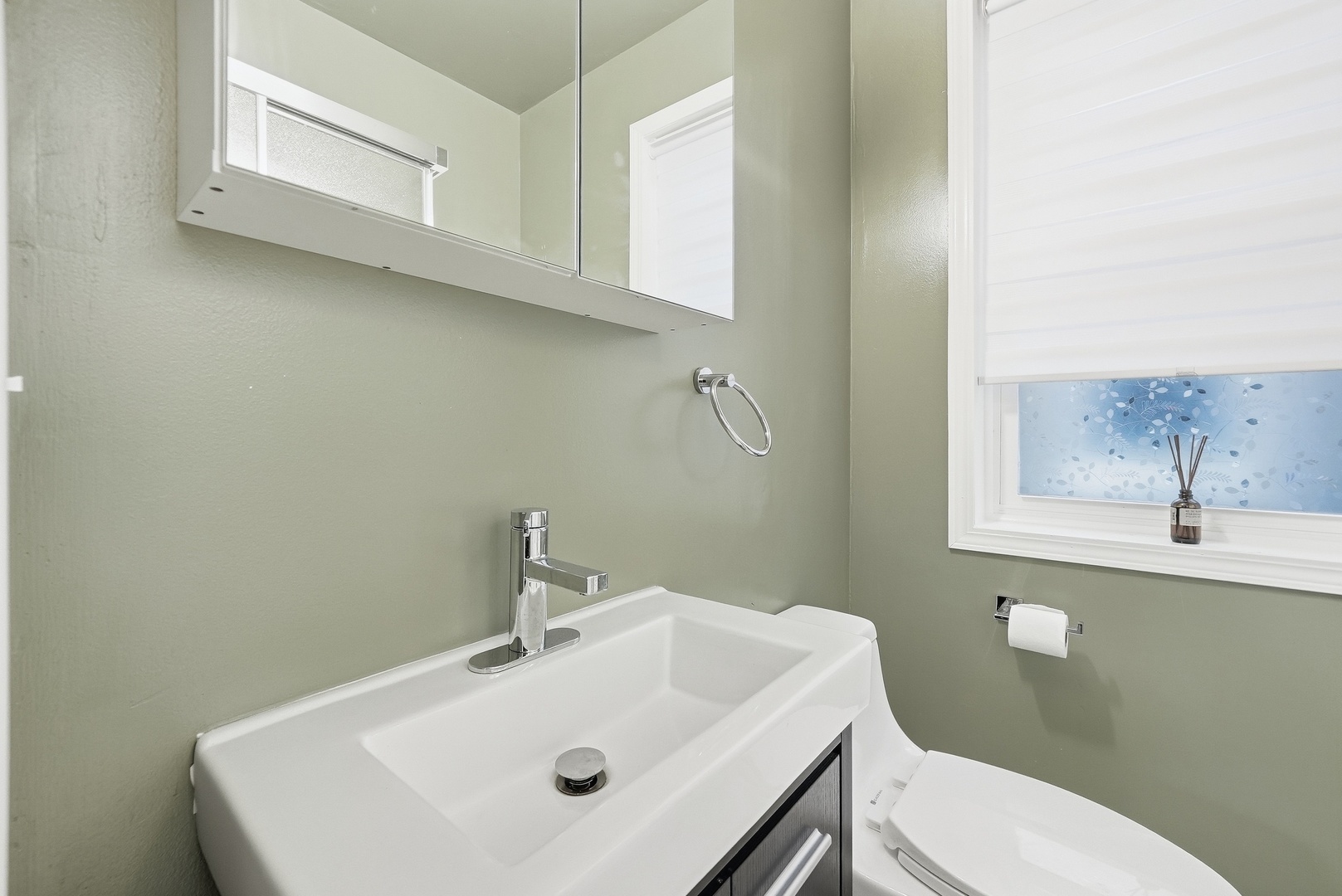 5455 N Lieb Avenue Property Photo 8