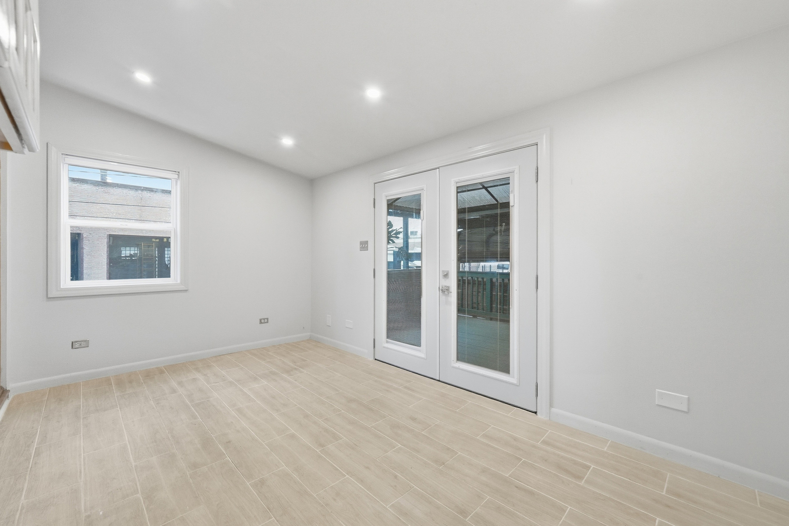 5455 N Lieb Avenue Property Photo 10
