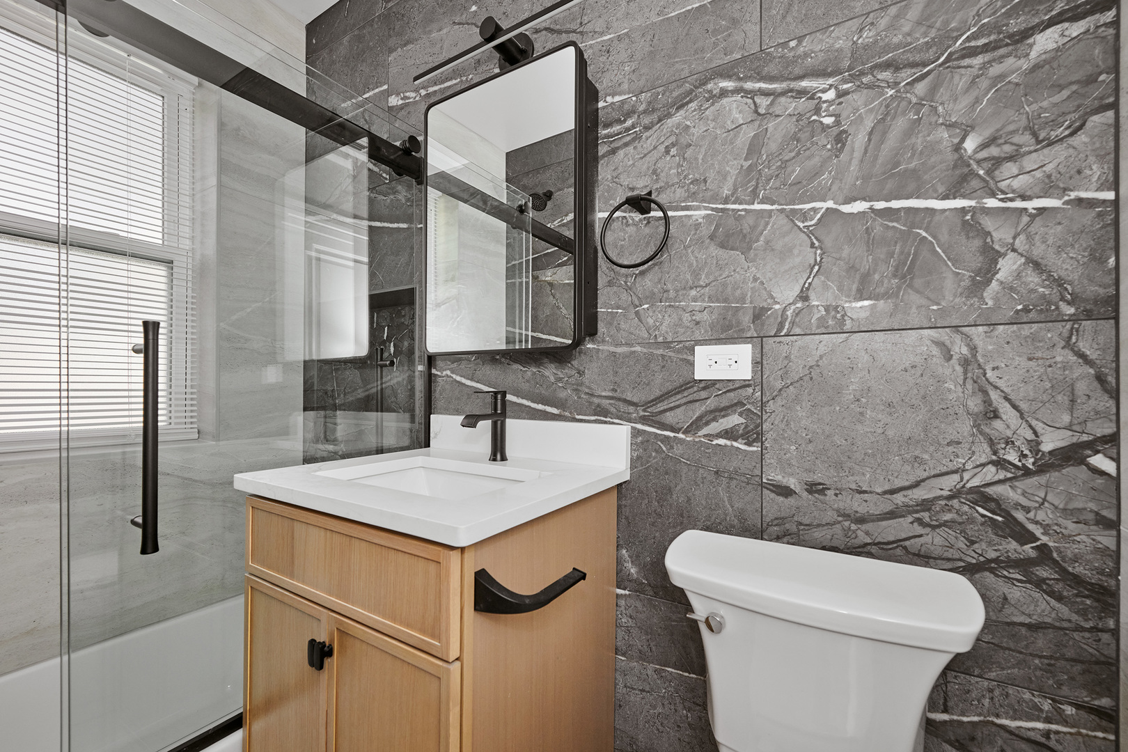 5804 N Maplewood Avenue 1 Property Photo 14