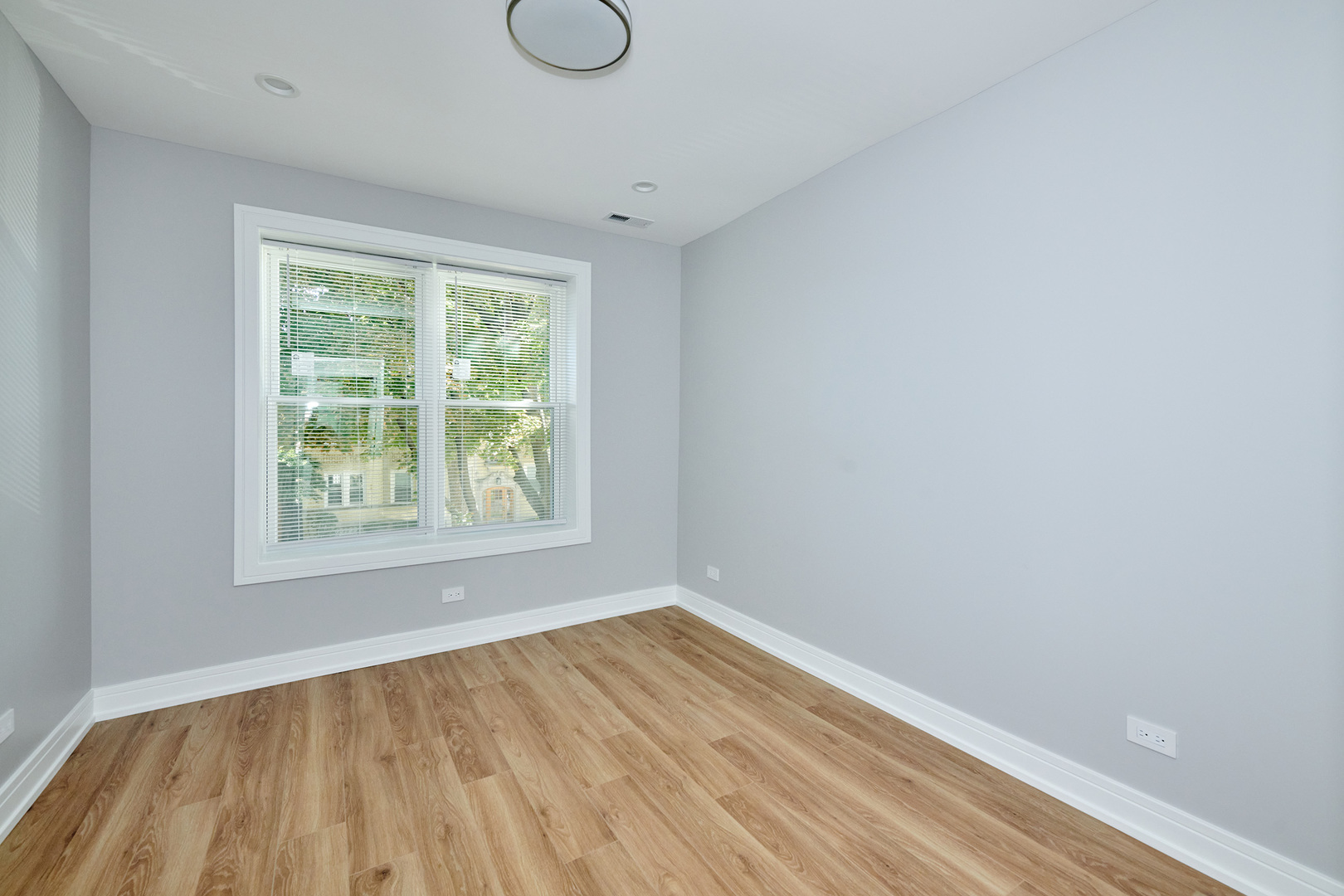 5804 N Maplewood Avenue 1 Property Photo 18