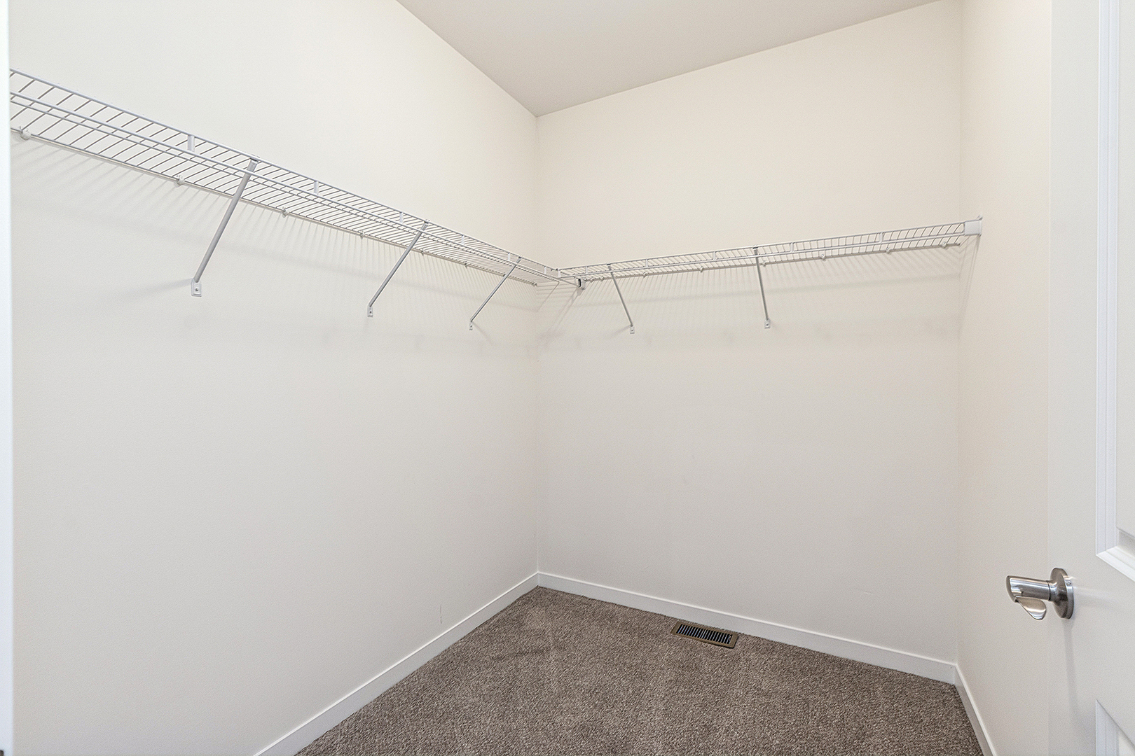 37 Apollo Court Property Photo 20