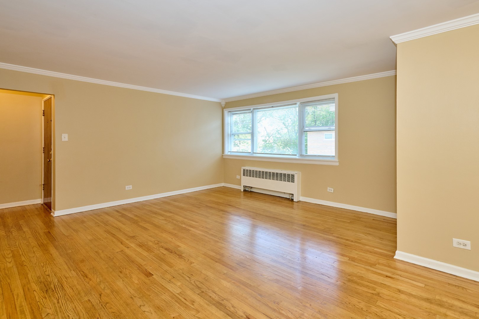 2609 W Fitch Avenue 3e Property Photo 2