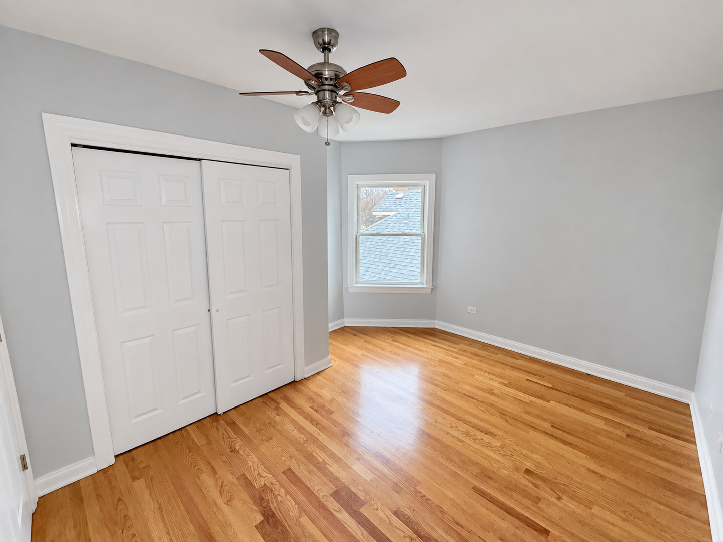 4204 N Melvina Avenue 2 Property Photo 6