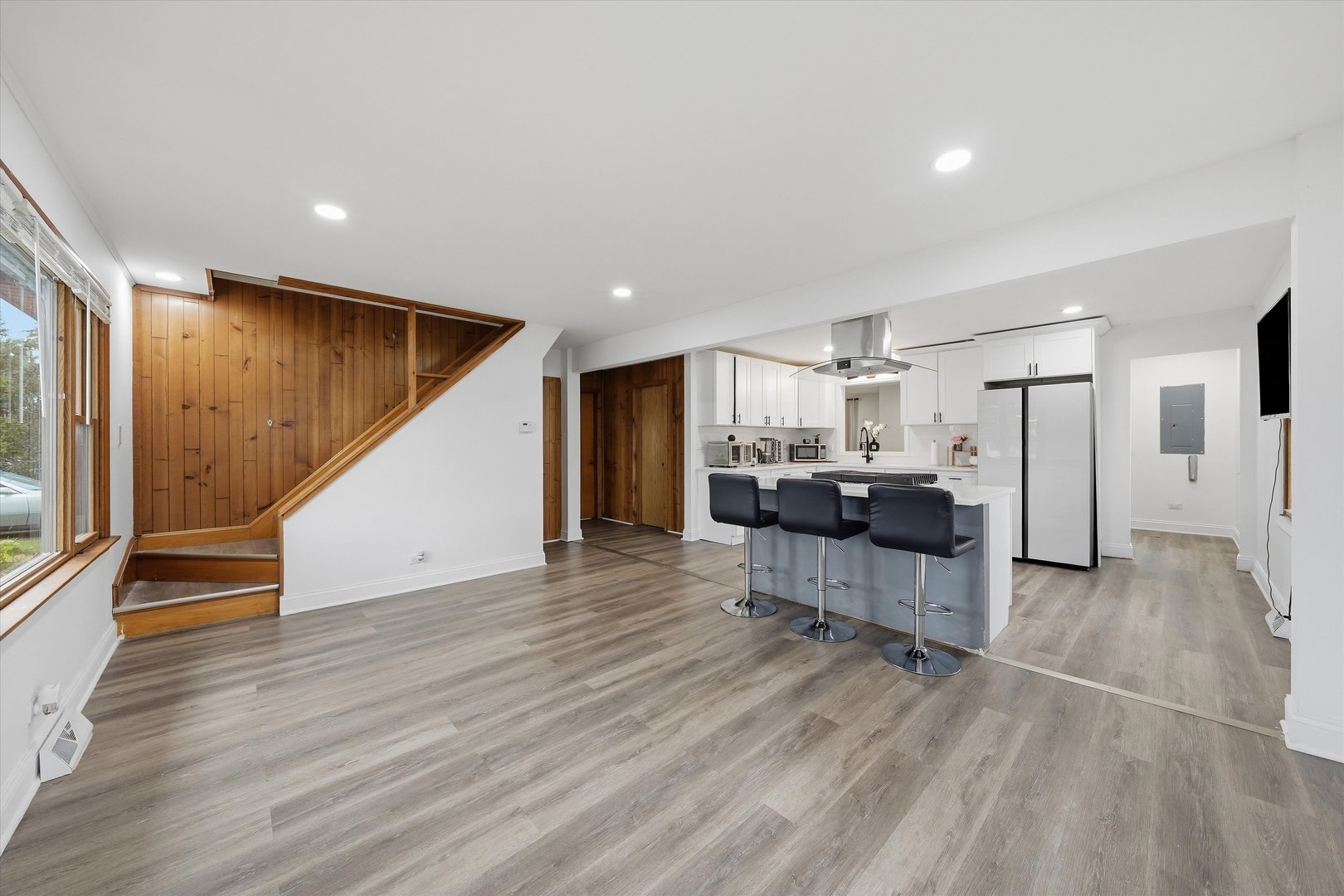8937 Mcvicker Avenue Property Photo 31
