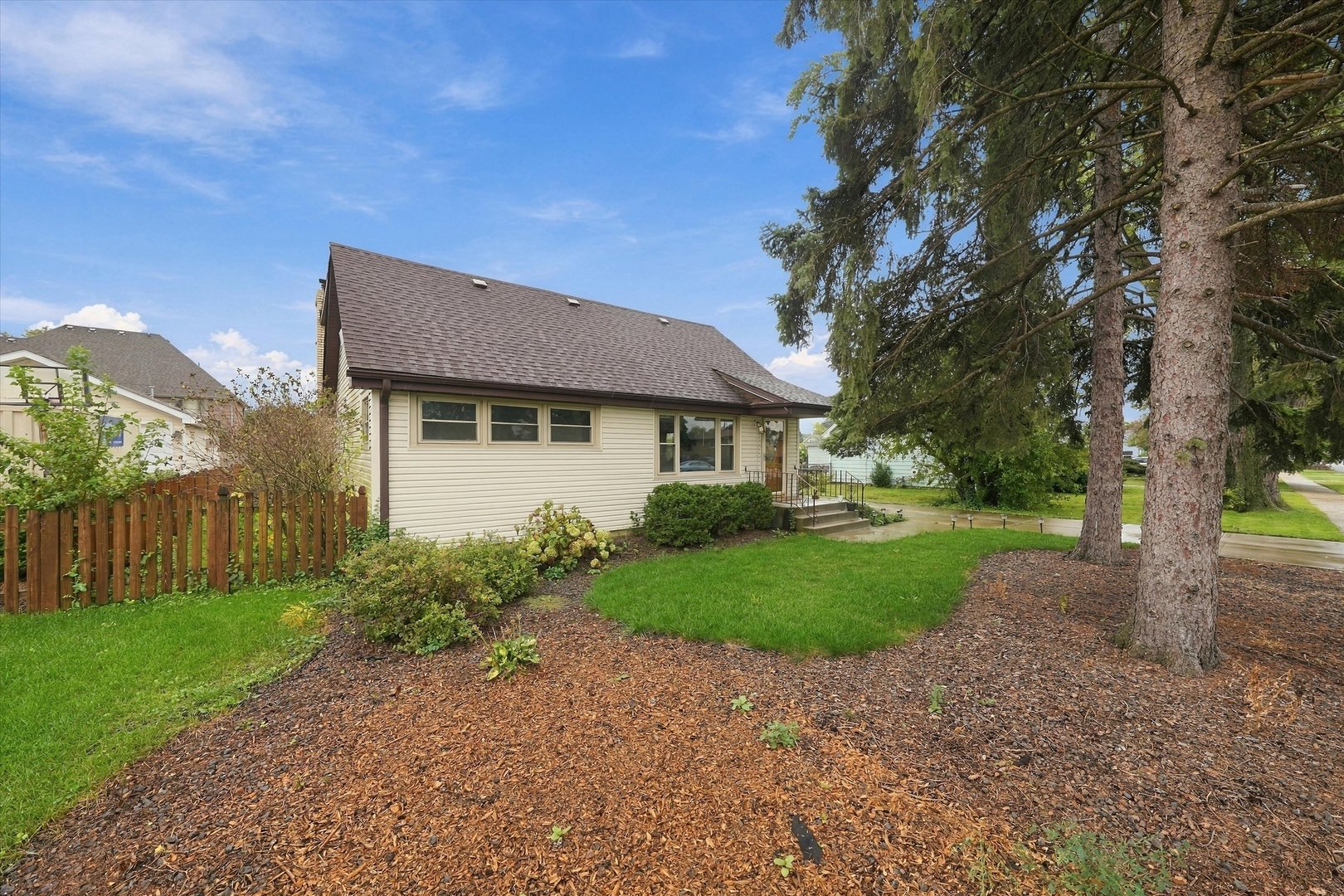 8937 Mcvicker Avenue Property Photo 42