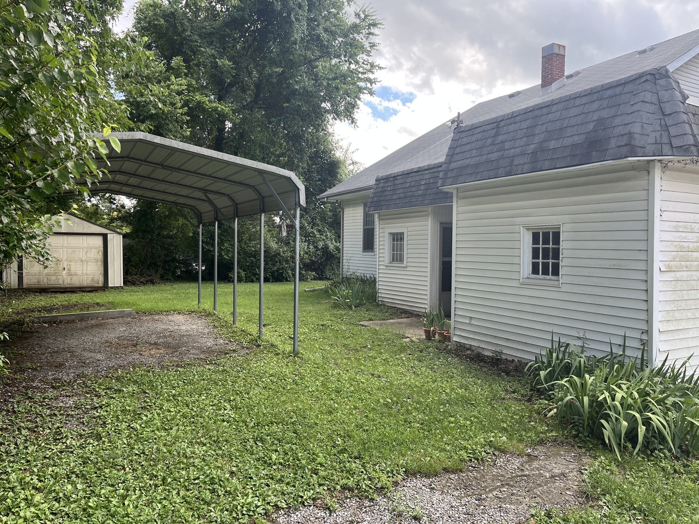 504 S Pennsylvania Avenue Property Photo 6