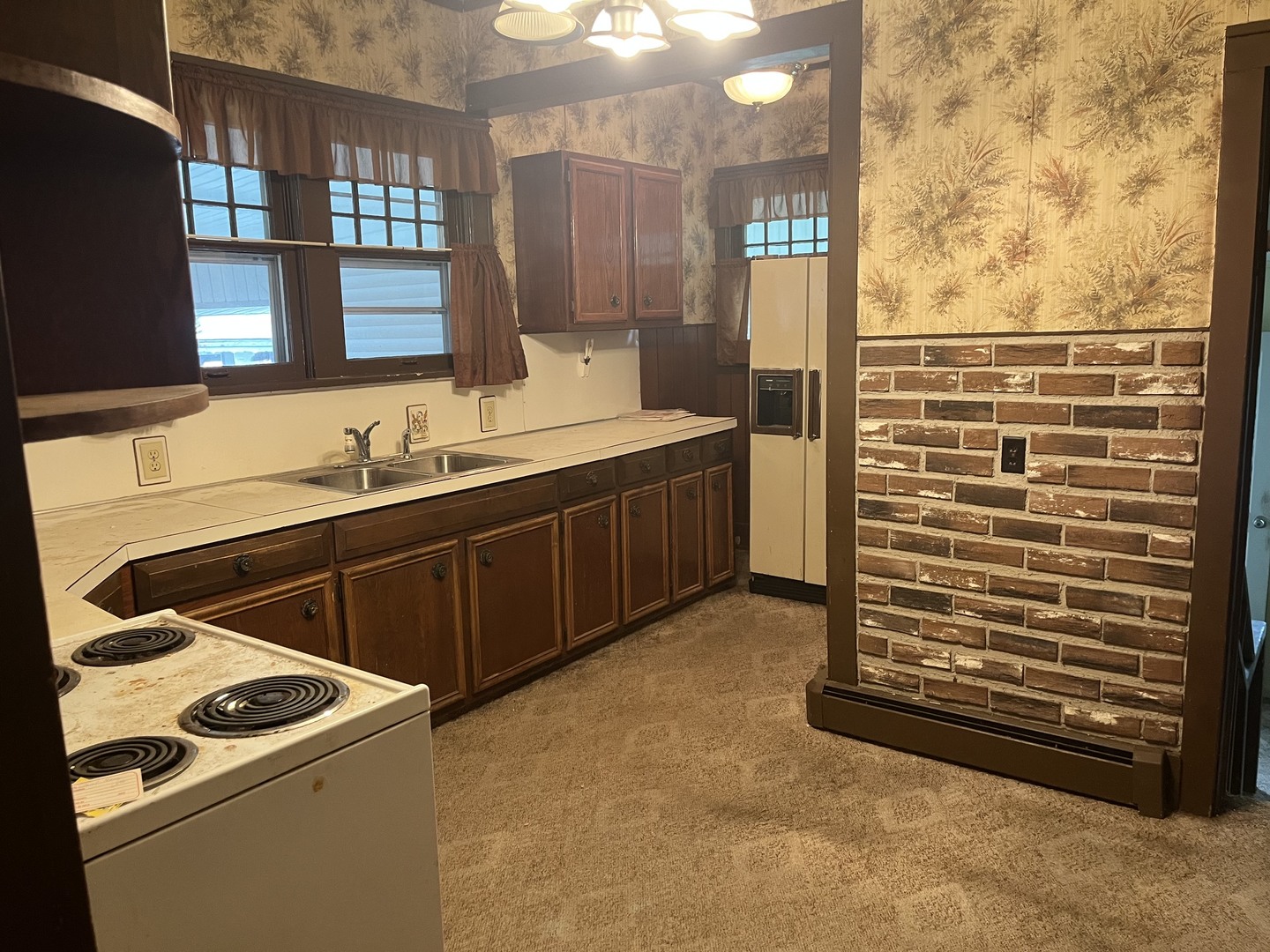 504 S Pennsylvania Avenue Property Photo 17