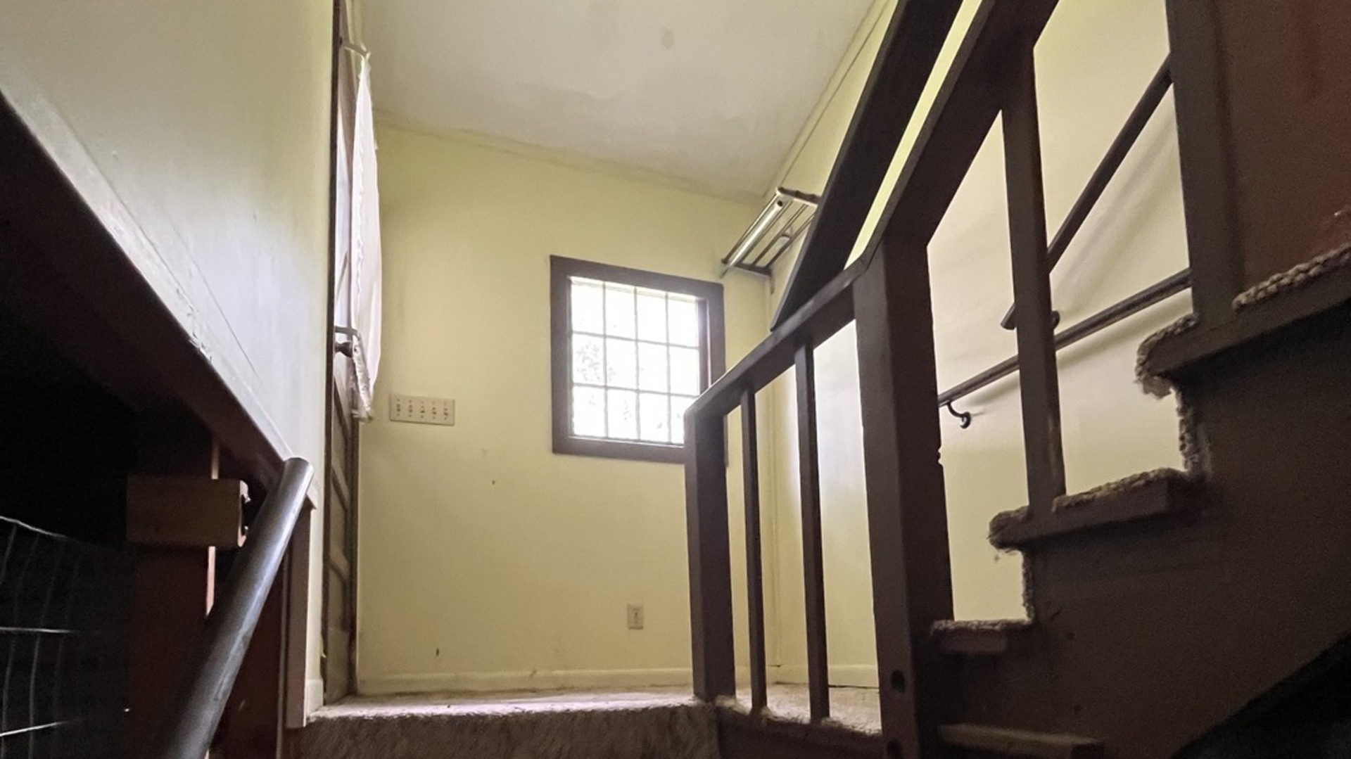 504 S Pennsylvania Avenue Property Photo 36
