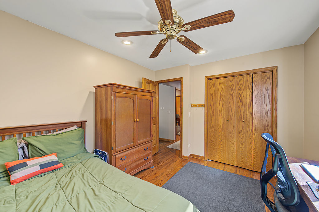 11629 S Avenue J Property Photo 8
