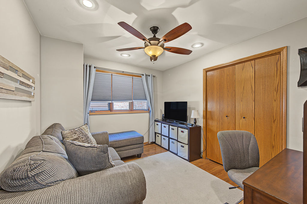 11629 S Avenue J Property Photo 10